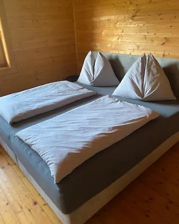 Maximilian Apartment *