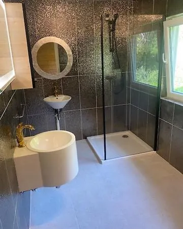 Appartamento Maximilian, Ideal Fuer Gruppen & Familien Mit Eigenem Weinverkostungshaus