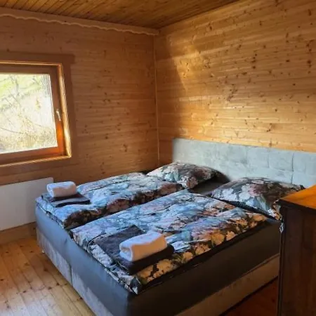 Maximilian Apartment