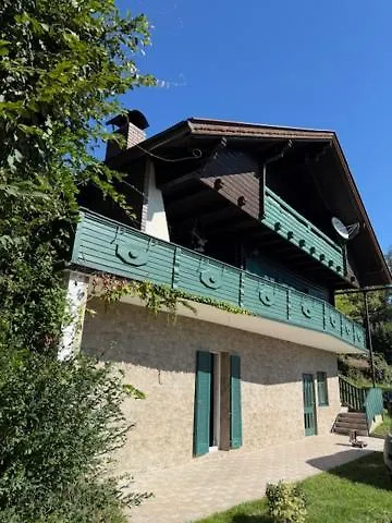 Maximilian شقة غامليتز